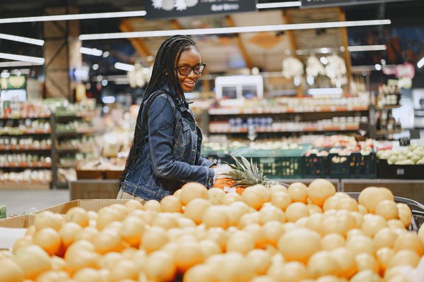 Hoe maximaliseer je de ruimte in een kleine keuken met slimme apparatuur?
